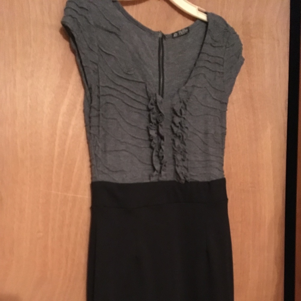 Gray and black short dress